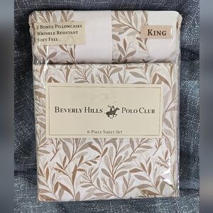 Brand New. Beverly Hills Polo Club King Size
